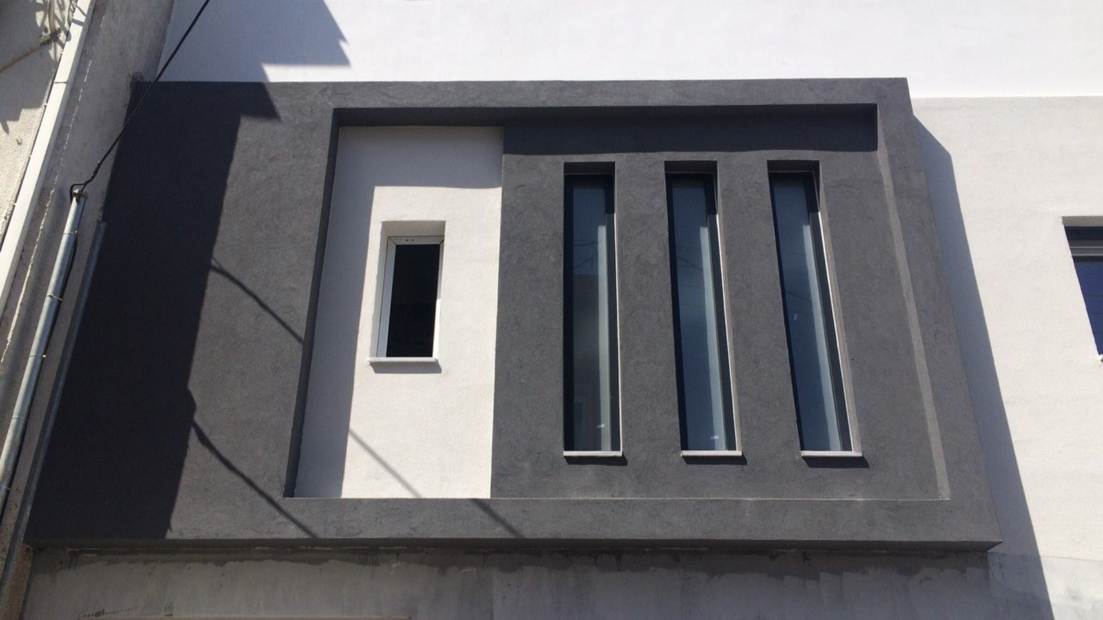 New two-storey detached house with roof / Ilion